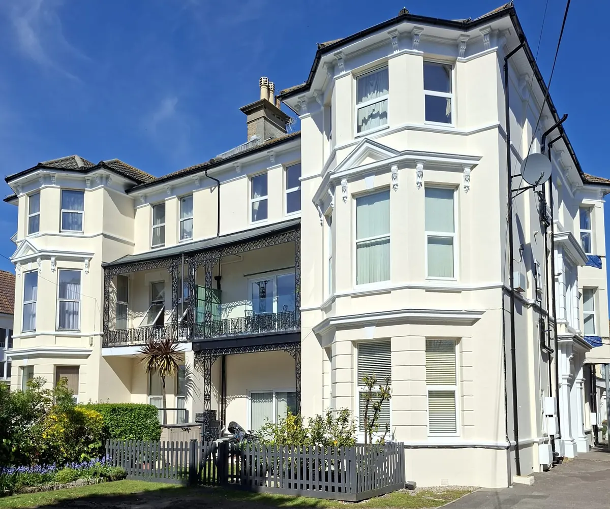 Victorian block of flats in Boscombe after a full exterior repaint by Arranmac